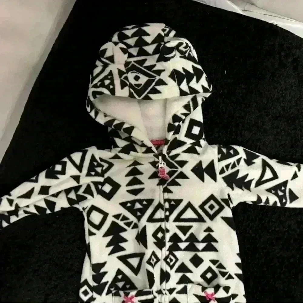 Infant girls size 12 months warm outfit, #D177